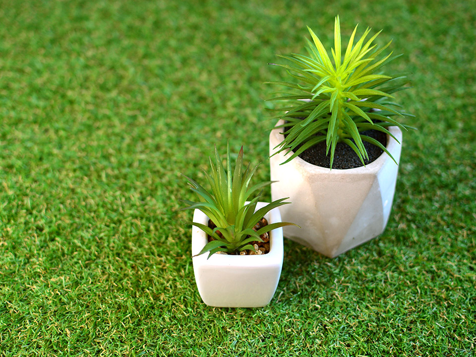 Benefits of Artificial Grass for the Elderly